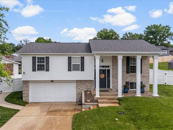 2845 Windford Drive, Unincorporated, MO 63129