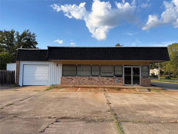 3120 Hollywood Avenue, Shreveport, LA 71108