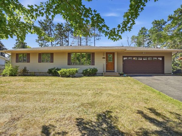 651 10th Street N, Hudson, WI 54016