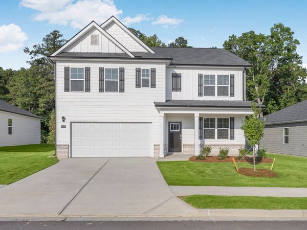 104 Planters Row, Perry, GA 31069