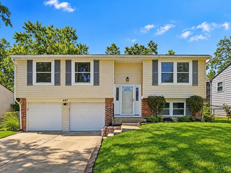487 Brunswick Drive, Forest Park, OH 45240 Photo 1