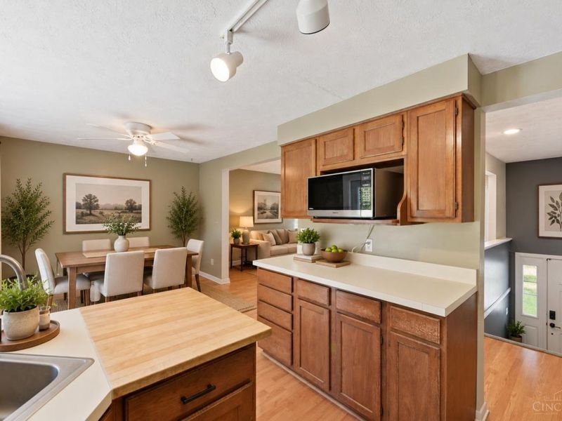 487 Brunswick Drive, Forest Park, OH 45240 Photo 5