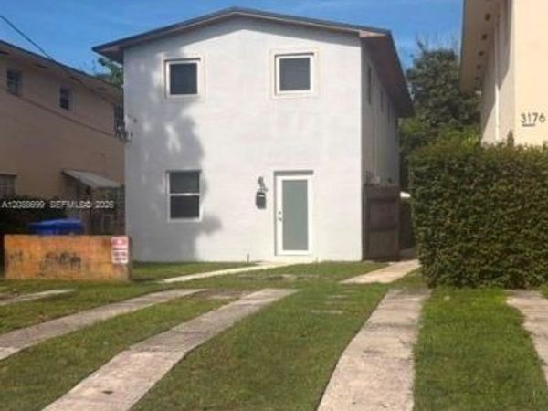 Unit R, Miami, FL 33133