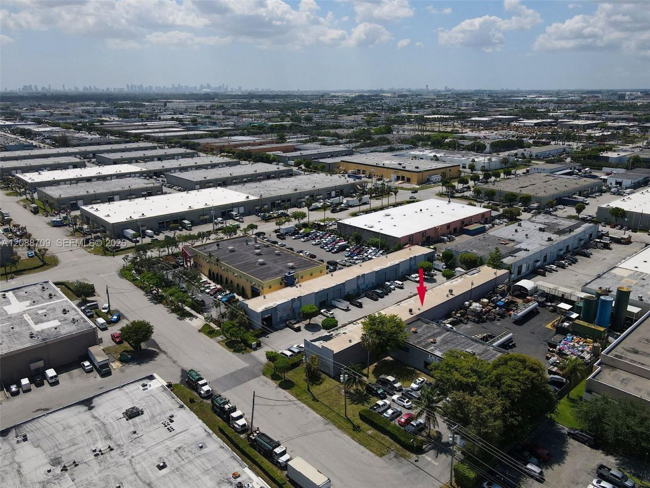 8450 NW 68 St, Doral, FL 33166 Photo