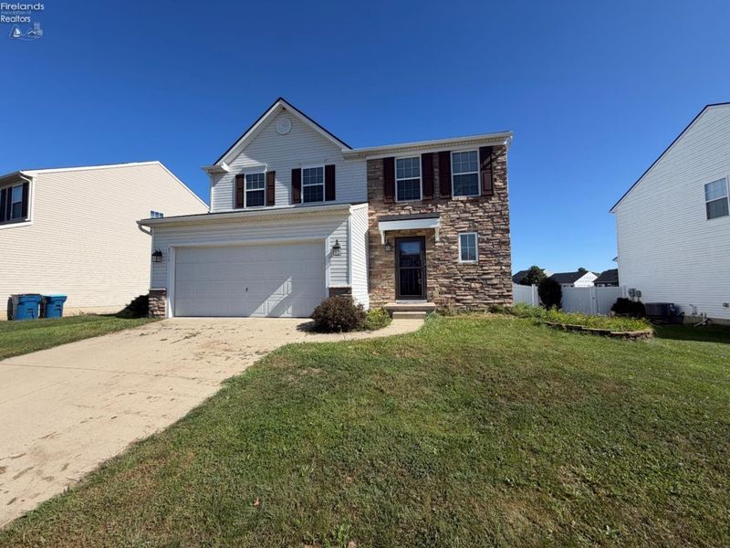 6510 Buttercup, Lorain, OH 44053 Photo 1