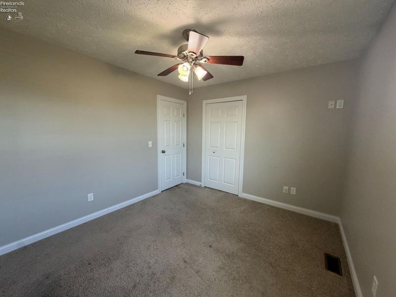 6510 Buttercup, Lorain, OH 44053 Photo 10