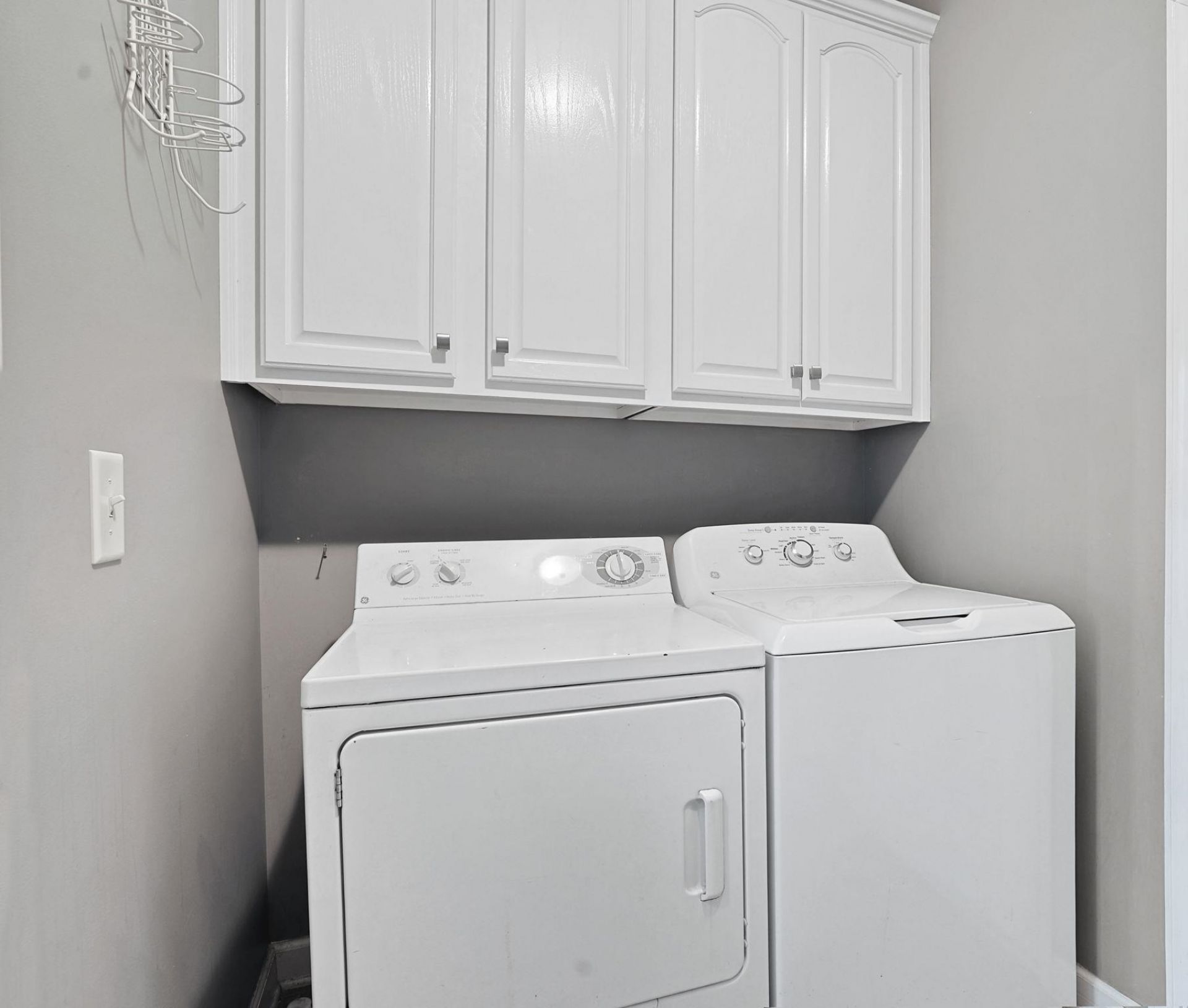 1051 University Forest Dr. Photo 29