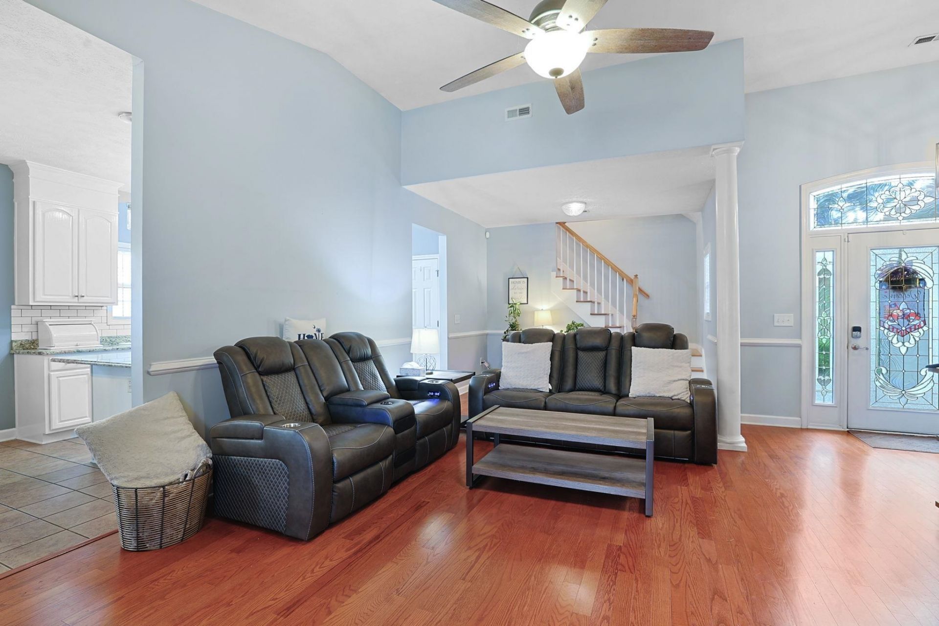 1051 University Forest Dr. Photo 4