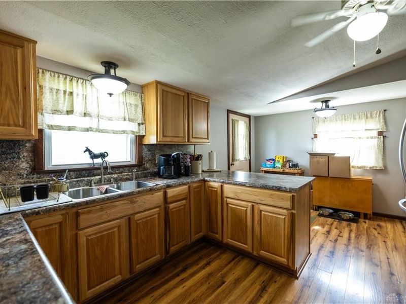 1120 S Bird Road, Springfield, OH 45505 Photo 11