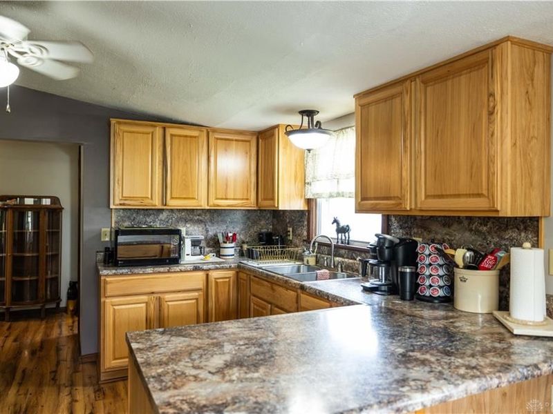 1120 S Bird Road, Springfield, OH 45505 Photo 13
