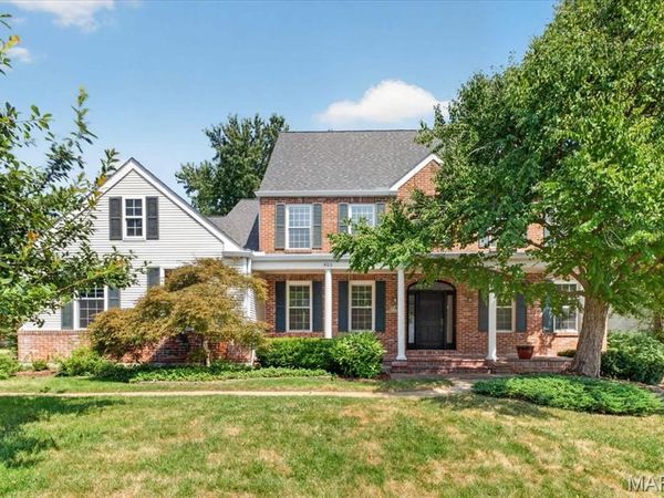 403 Kacey Lane, Ballwin, MO 63021