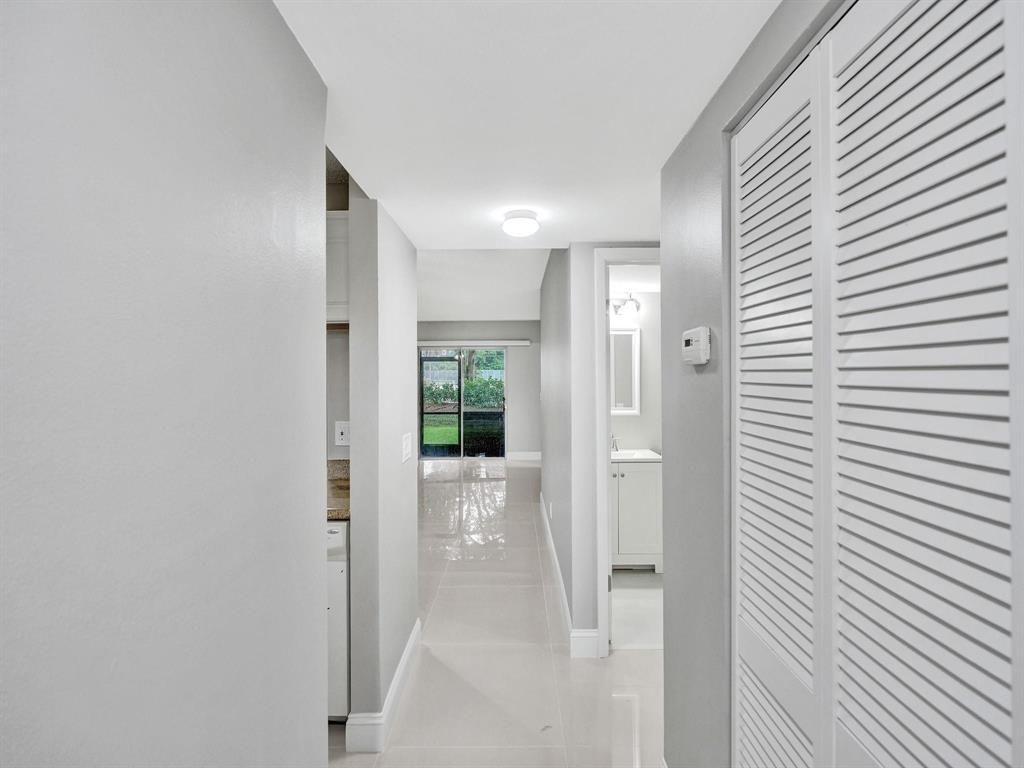 821 NW 103rd Avenue, Unit 104, Pembroke Pines, FL 33026 Photo
