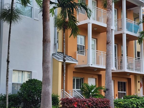 335 SW 13TH Terrace, Unit 335, Fort Lauderdale, FL 33312