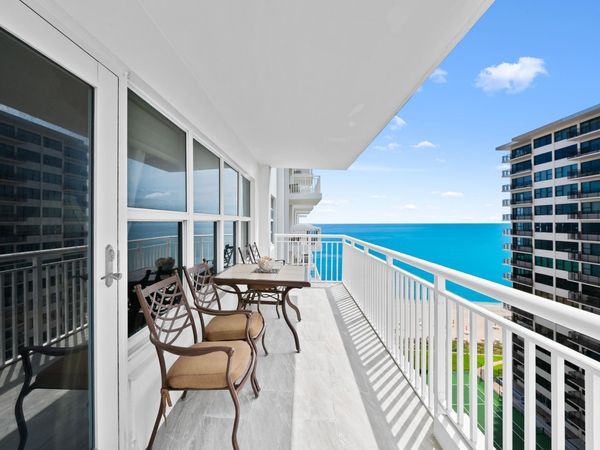 3850 GALT OCEAN Drive, Unit 1105, Fort Lauderdale, FL 33308