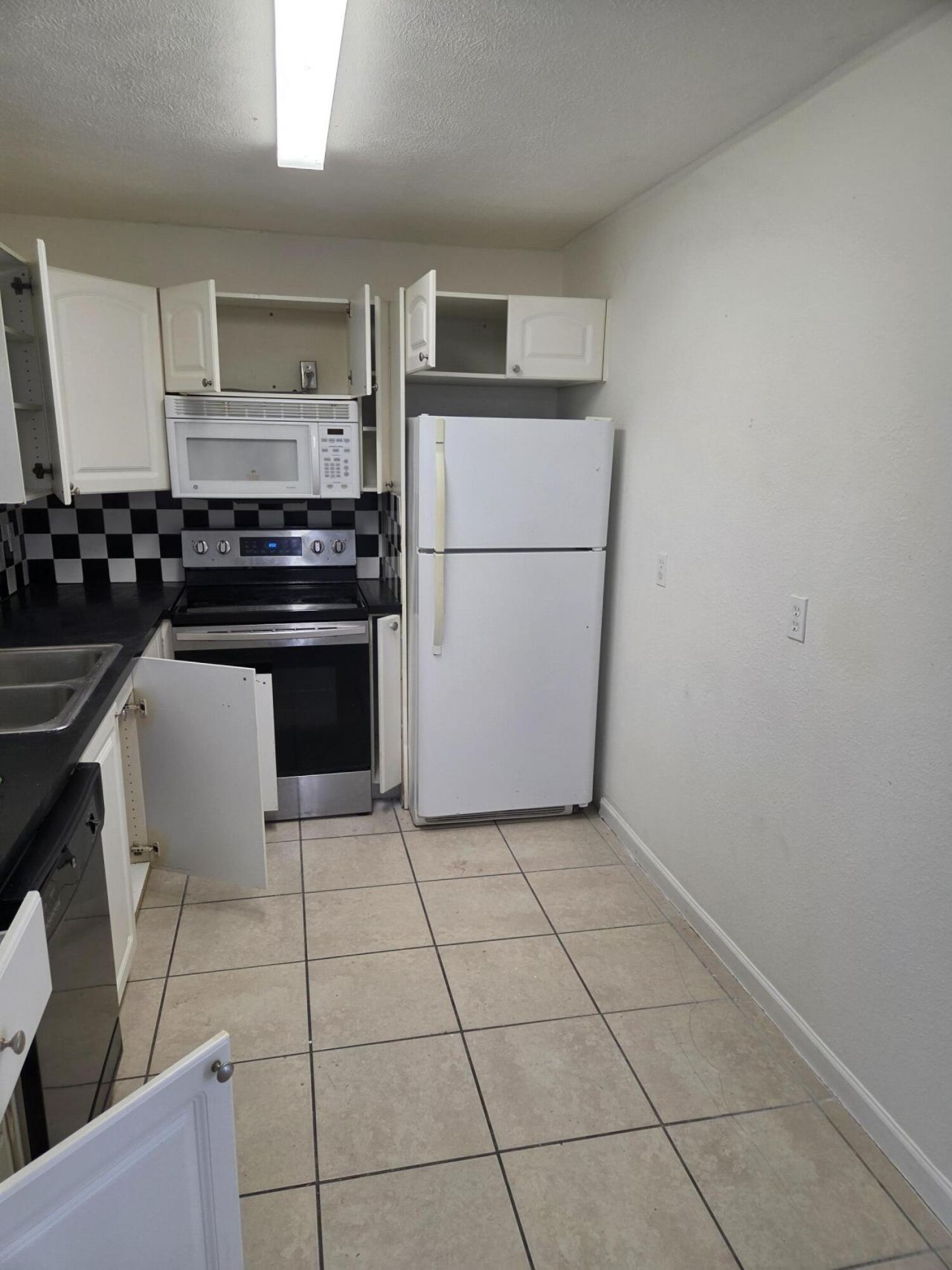 7002 Santa Clara Boulevard, Fort Pierce, FL 34951 Photo
