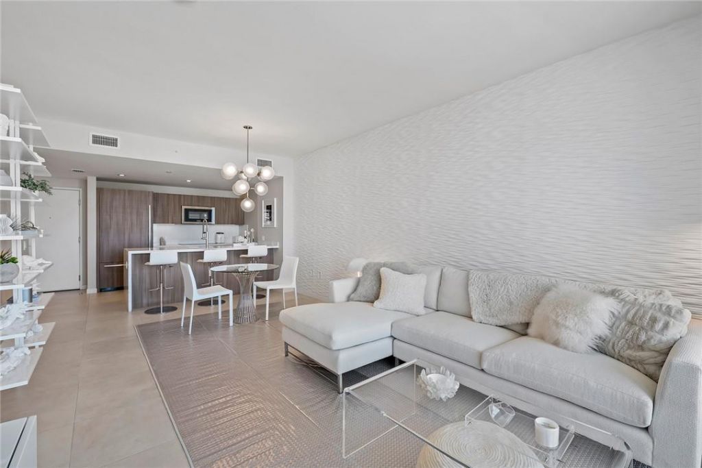 401 N Birch Road, Unit 609, Fort Lauderdale, FL 33304 Photo