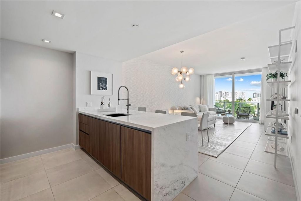 401 N Birch Road, Unit 609, Fort Lauderdale, FL 33304 Photo