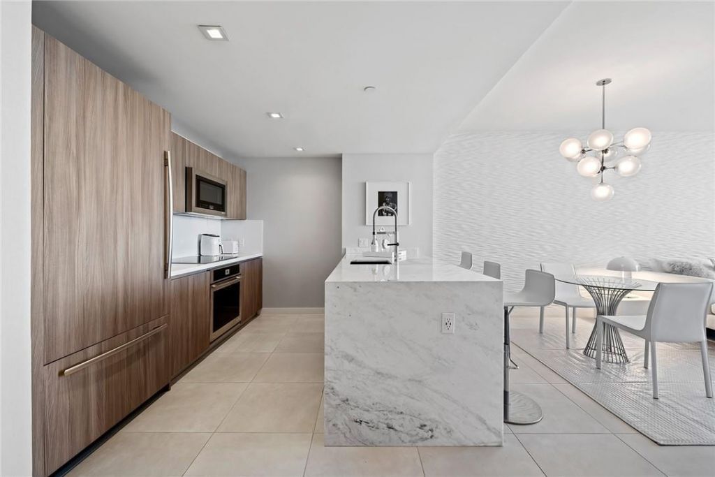 401 N Birch Road, Unit 609, Fort Lauderdale, FL 33304 Photo