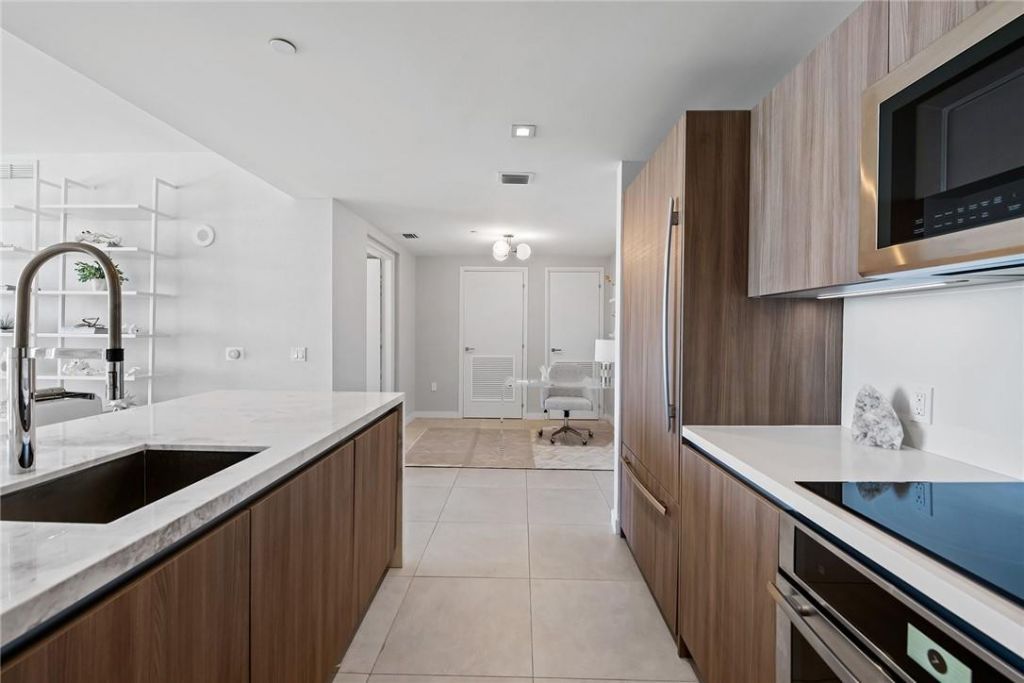 401 N Birch Road, Unit 609, Fort Lauderdale, FL 33304 Photo