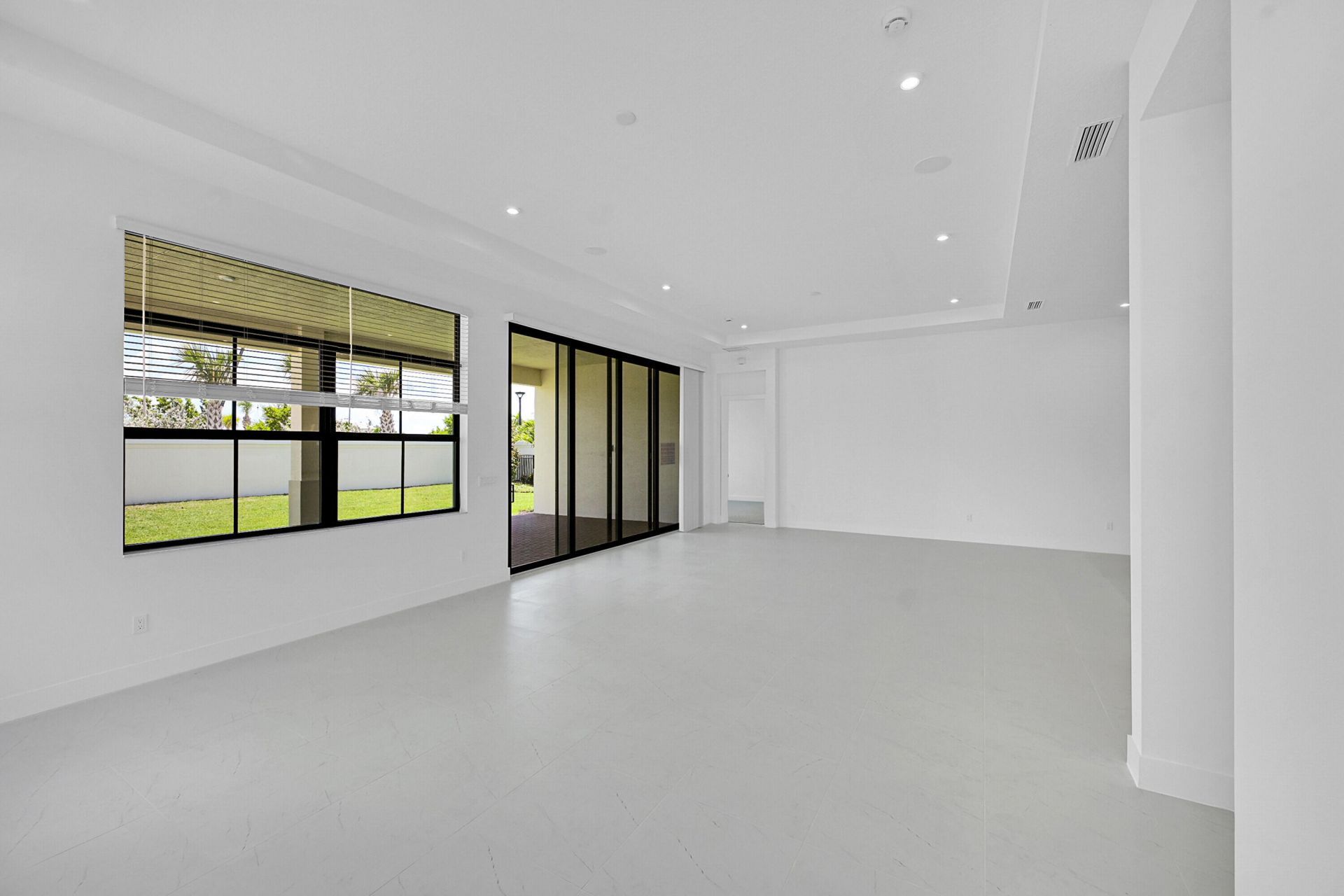 9528 St. Germain Drive, Palm Beach Gardens, FL 33412 Photo