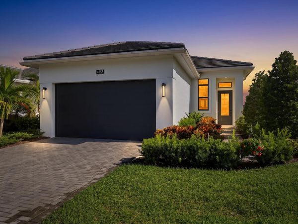 4853 Saint Armands Way, Westlake, FL 33470