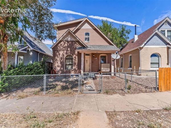 921 E 7th Street, Pueblo, CO 81001