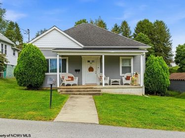 434 James Street, Bridgeport, WV 26330