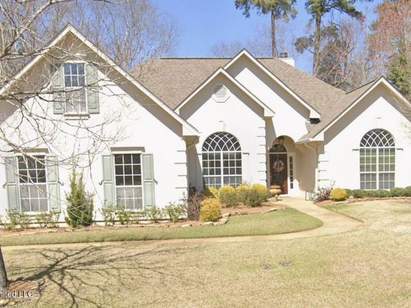 190 Woodlands Green Drive, Brandon, MS 39047