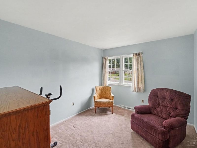 9811 Lorelei Drive, Springfield Township, OH 45231 Photo 11