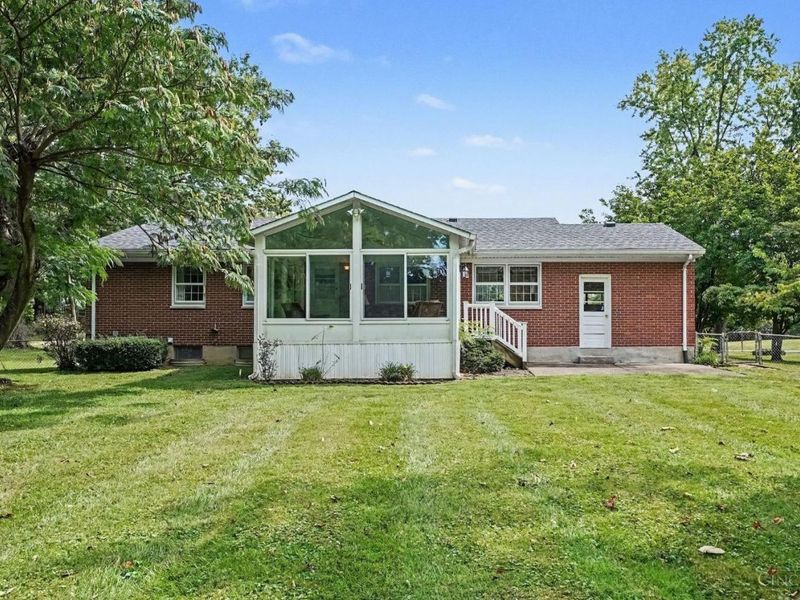 9811 Lorelei Drive, Springfield Township, OH 45231 Photo 16