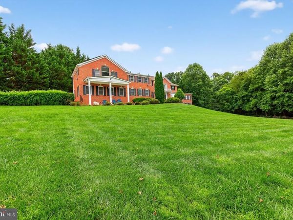 8724 HAWKINS CREAMERY ROAD, GAITHERSBURG, MD 20882