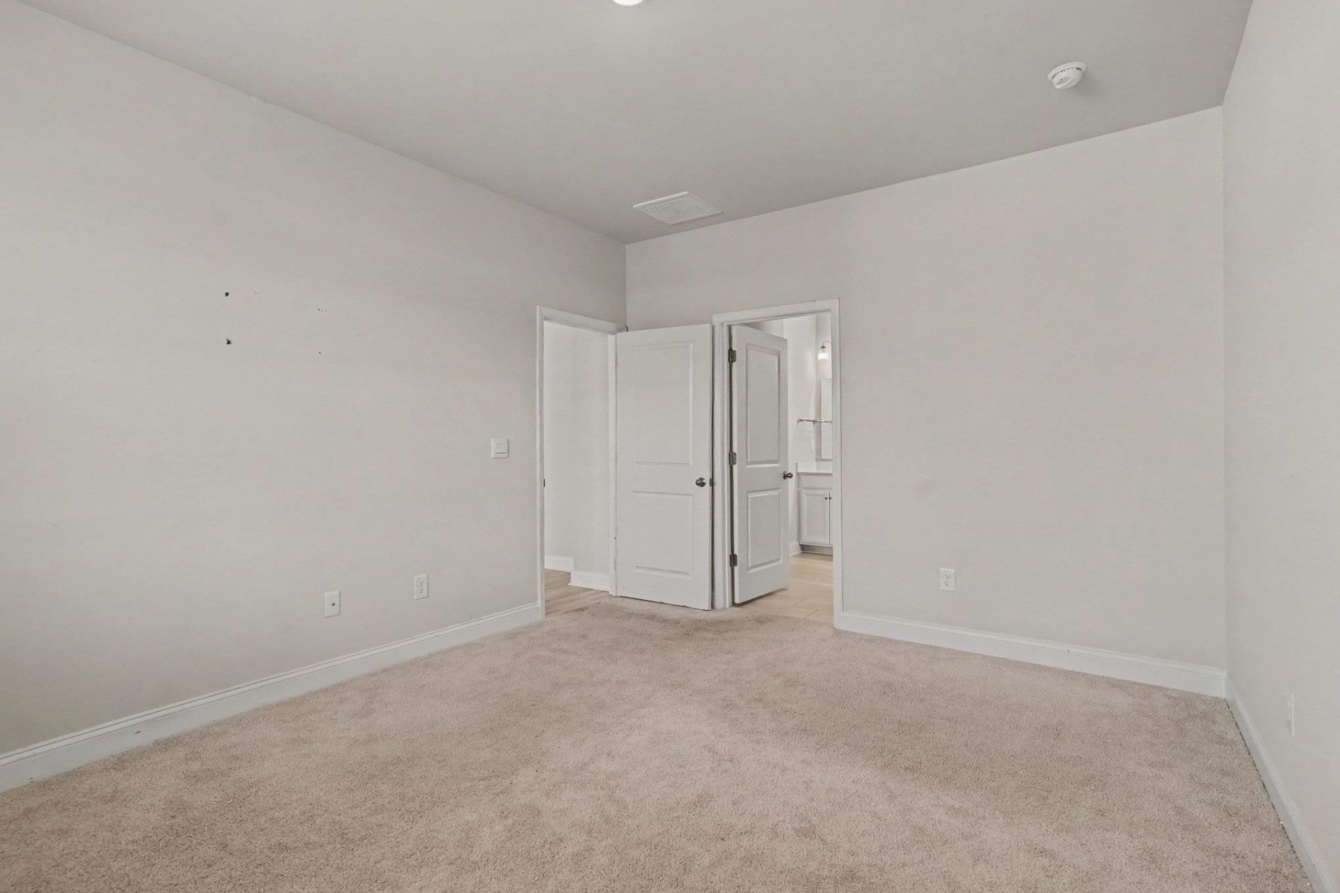 490 Calhoun Falls Dr. Photo 12