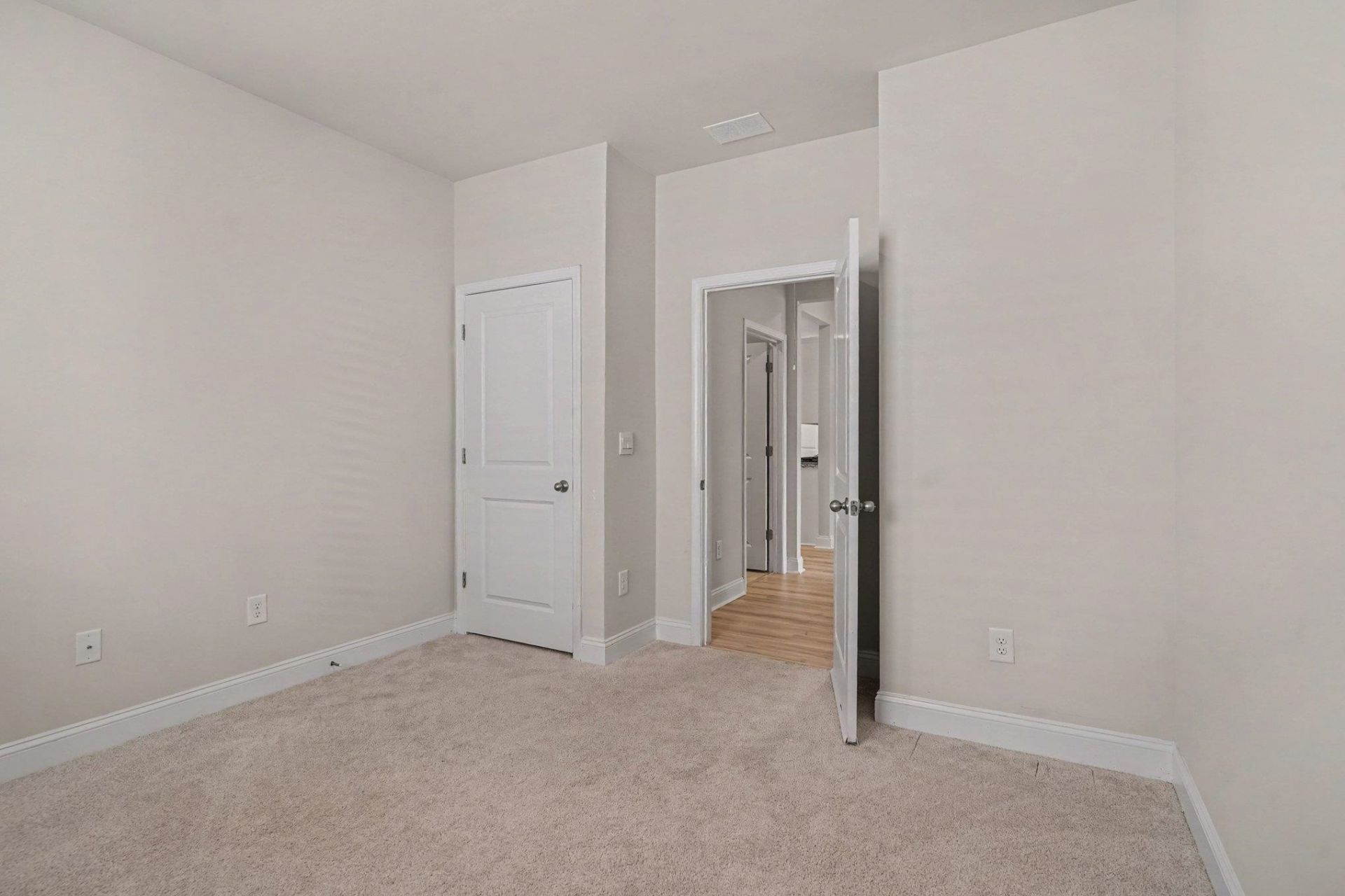 490 Calhoun Falls Dr. Photo 22