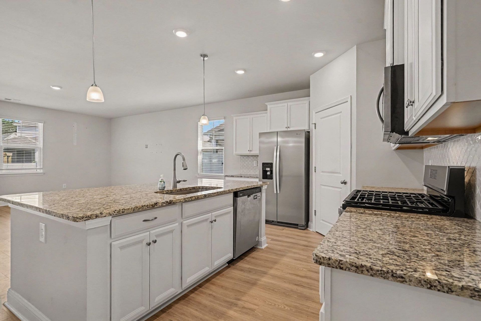 490 Calhoun Falls Dr. Photo 8