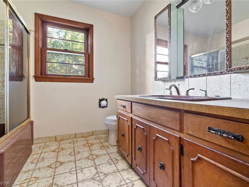 114 7th Street NE, Barberton, OH 44203 Photo 22