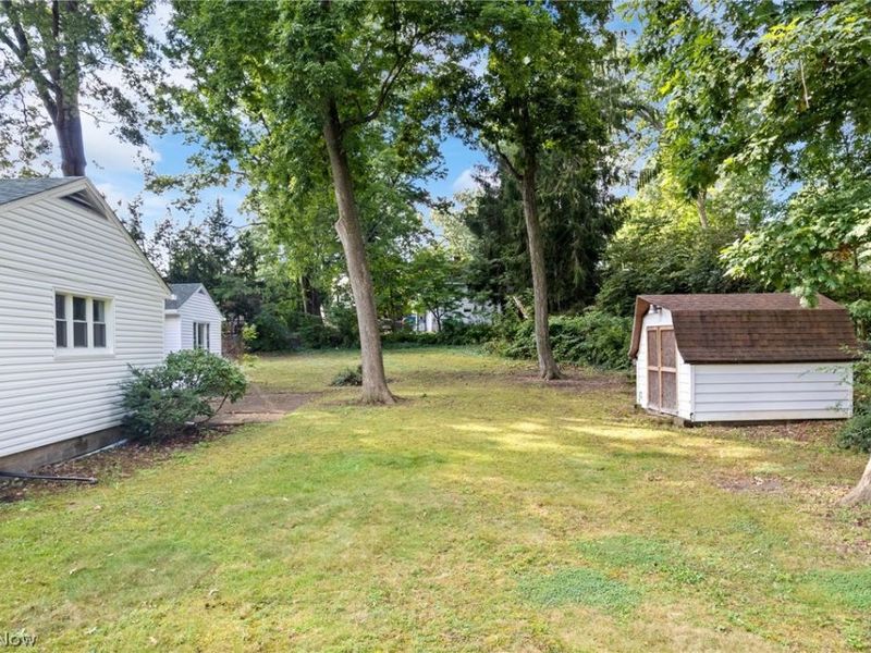 114 7th Street NE, Barberton, OH 44203 Photo 31