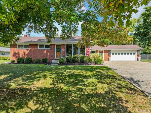 6628 Northview Drive, Independence Township, Mi 48346