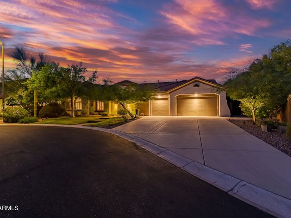 1813 W CAMARGO Court, Anthem, AZ 85086