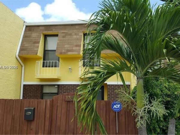 13511 NE 24th Pl, Unit 13511, North Miami, FL 33181