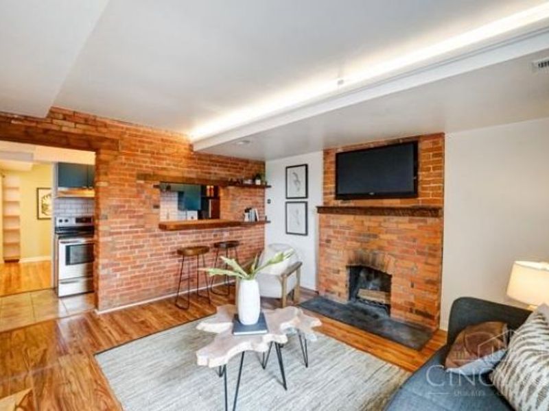 413 Milton Street, Unit 1, Cincinnati, OH 45202 Photo 6