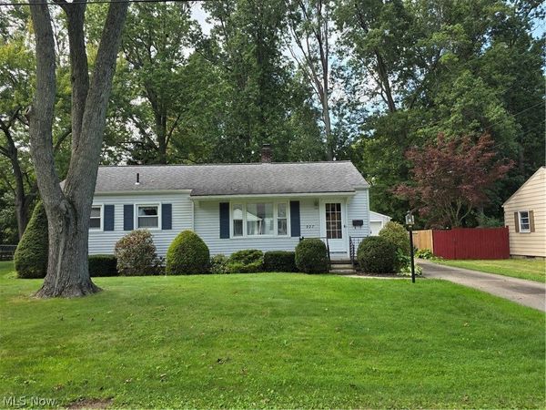 927 Barclay Avenue , Salem, OH 44460