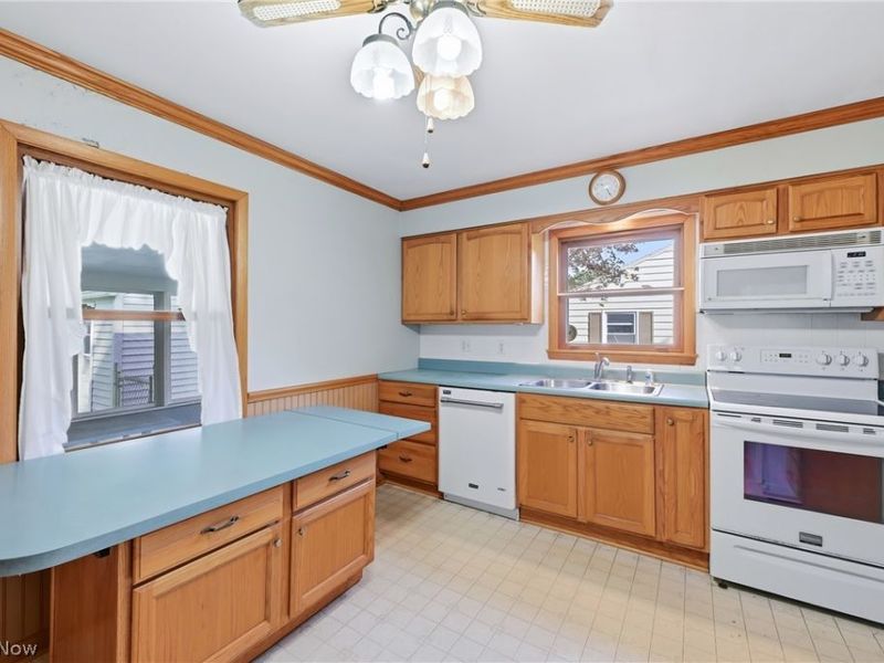 927 Barclay Avenue, Salem, OH 44460 Photo 4