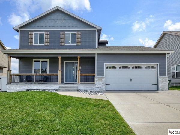 10213 N 152nd Avenue, Bennington, NE 68007