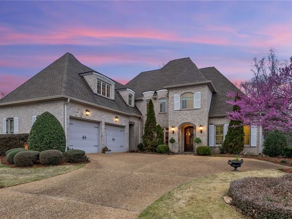 2495 Beacon Hill Pkwy, Tuscaloosa, AL 35406