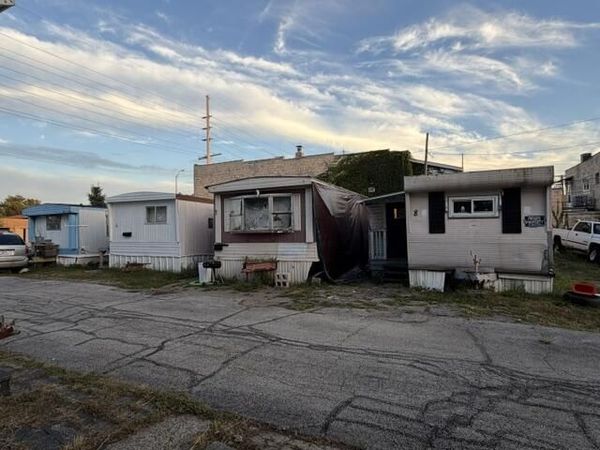 6410 Kennedy Avenue , Hammond, IN 46323