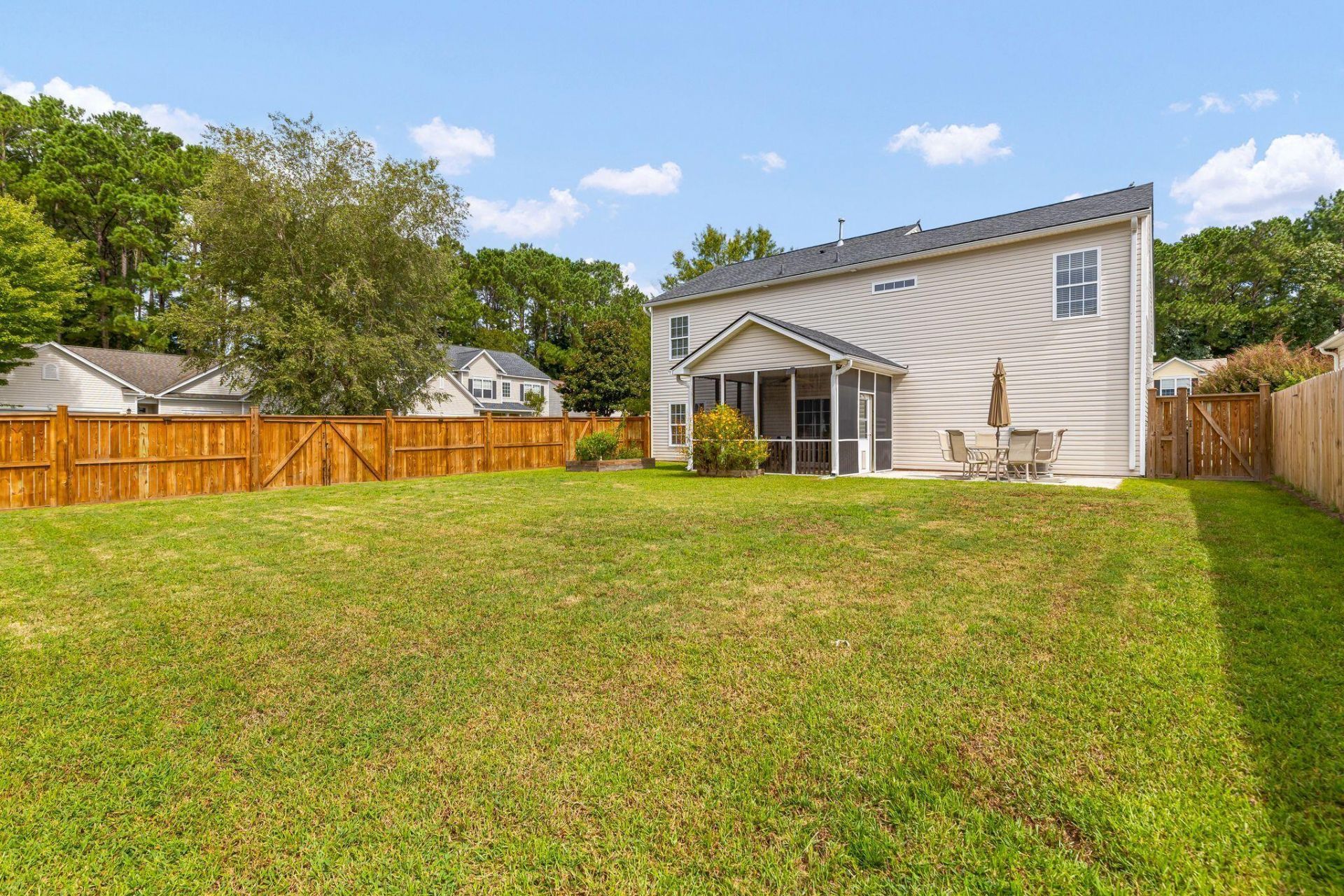 100 Towering Pine Drive Photo 42