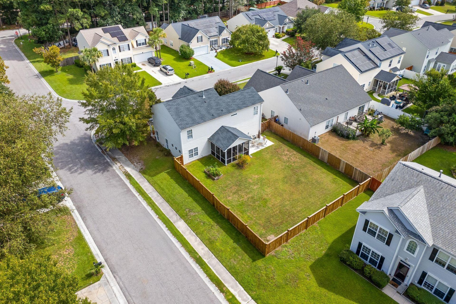 100 Towering Pine Drive Photo 47
