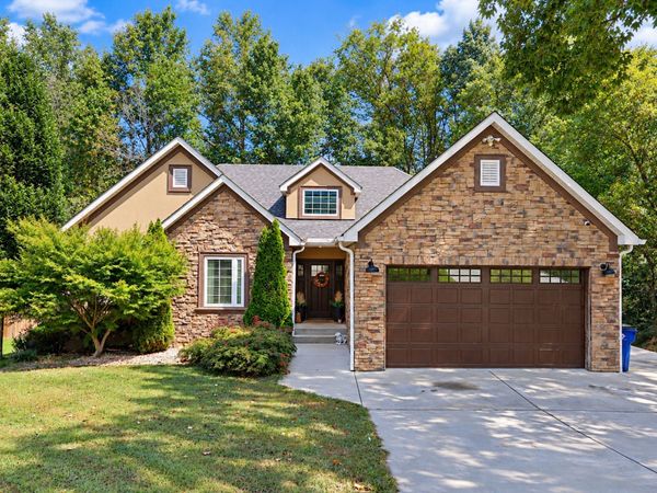 167 Neely Cir NE, Cleveland, TN 37311