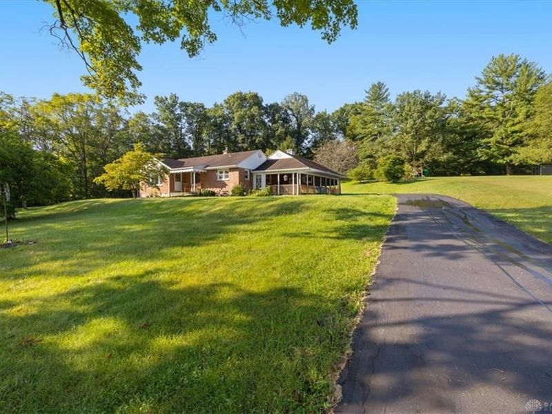 2065 State Route 235, Xenia Township, OH 45385 Photo 3