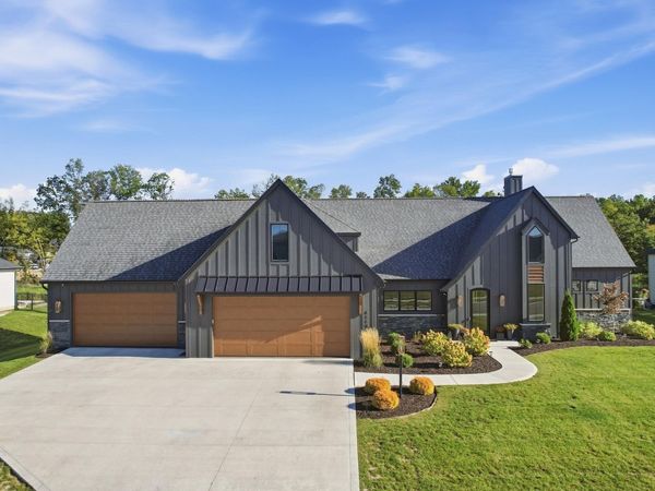 6119 Arvada Way, Fort Wayne, IN 46845
